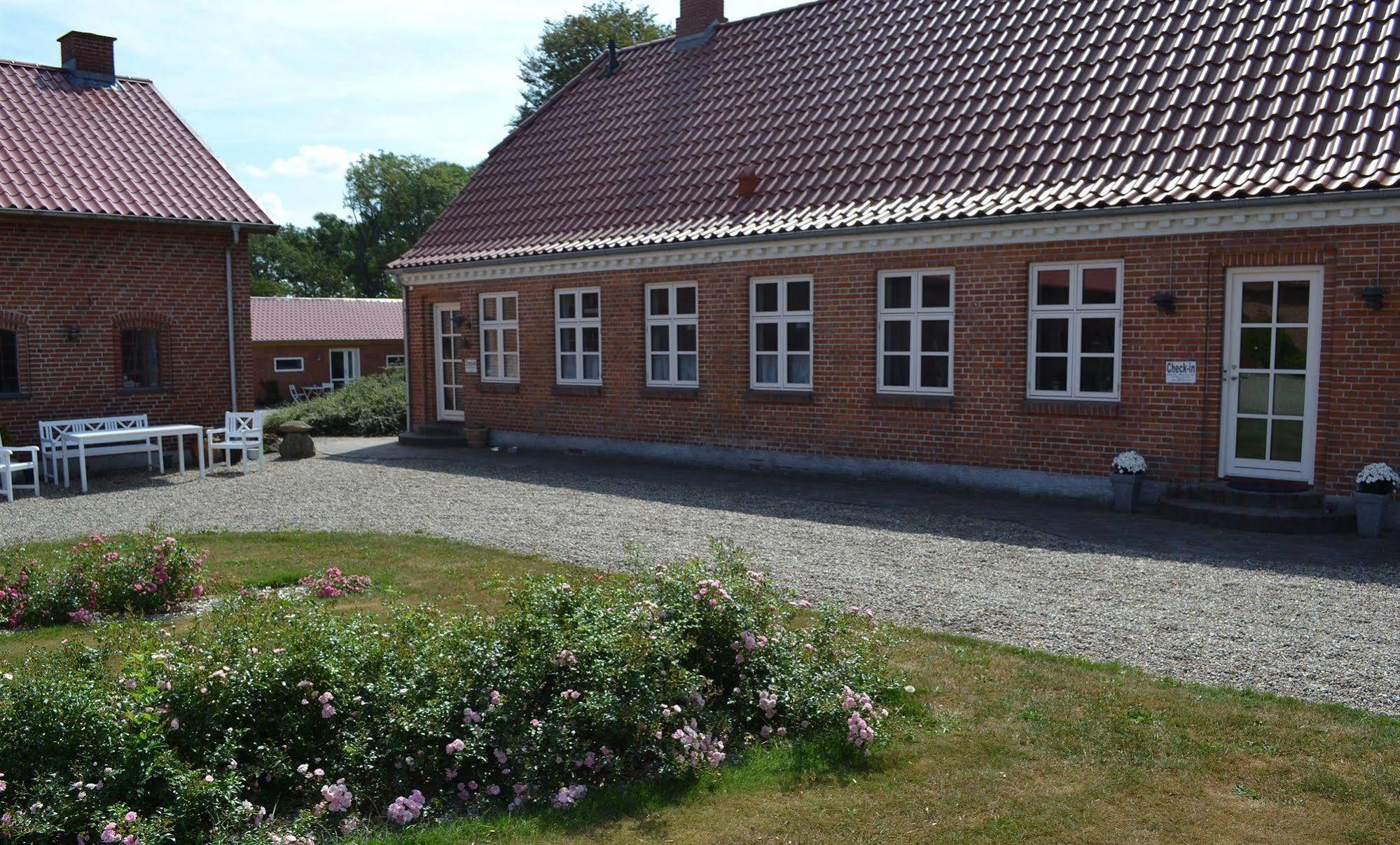 Bed & Breakfast Tistrup Buitenkant foto